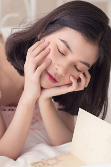 夹好去上学不能掉出来的